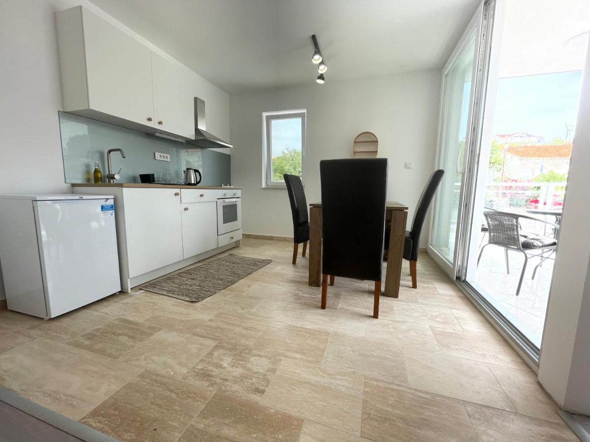 Vila Regina Apartment Paloma With Swimming Pool Езера Экстерьер фото